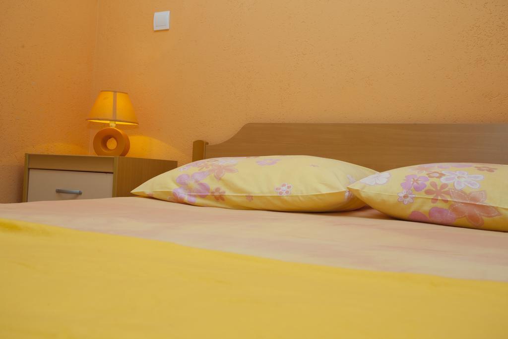 Apartments Makarska Eksteriør bilde