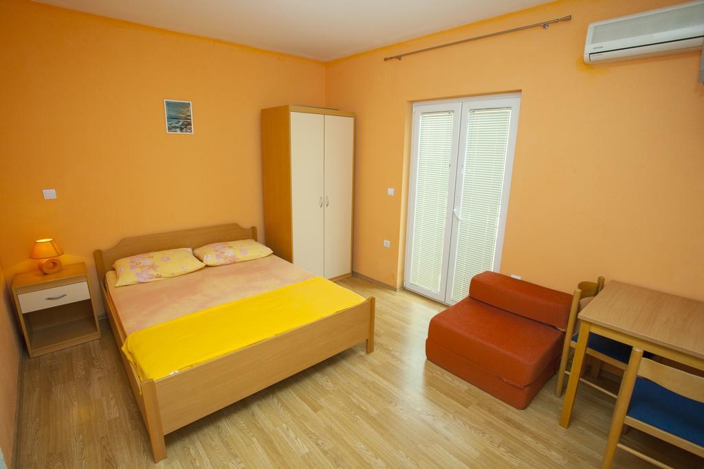 Apartments Makarska Eksteriør bilde